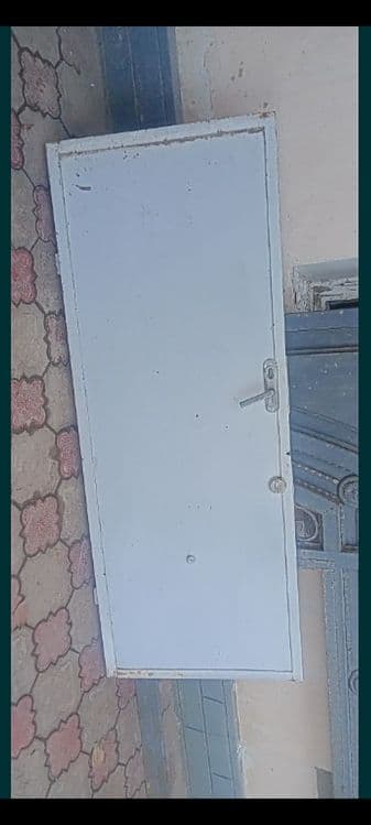 Дарвоза сотилади — 3