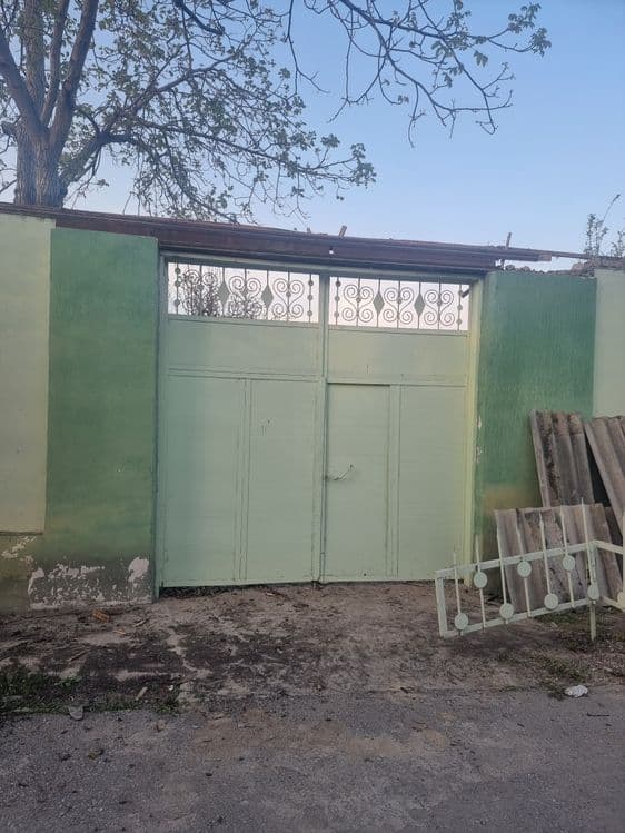 Дарвоза сотилади — 1