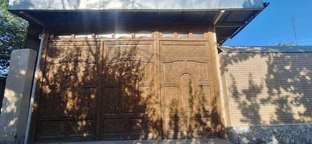 Darvoza xolati a'lo darajada. Sotishdan maqsad yangi urnatyapmiz. 9903 — 3