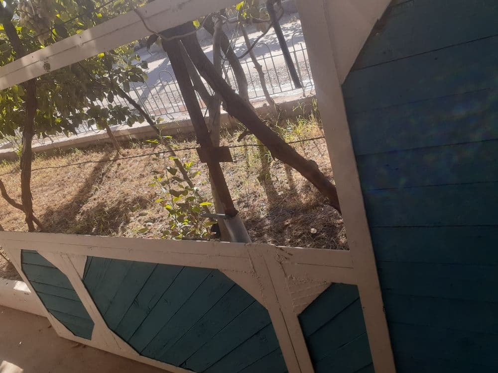 Darvoza sotiladi — 2