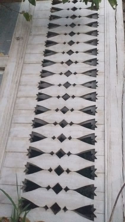 Darvoza sotiladi. — 2