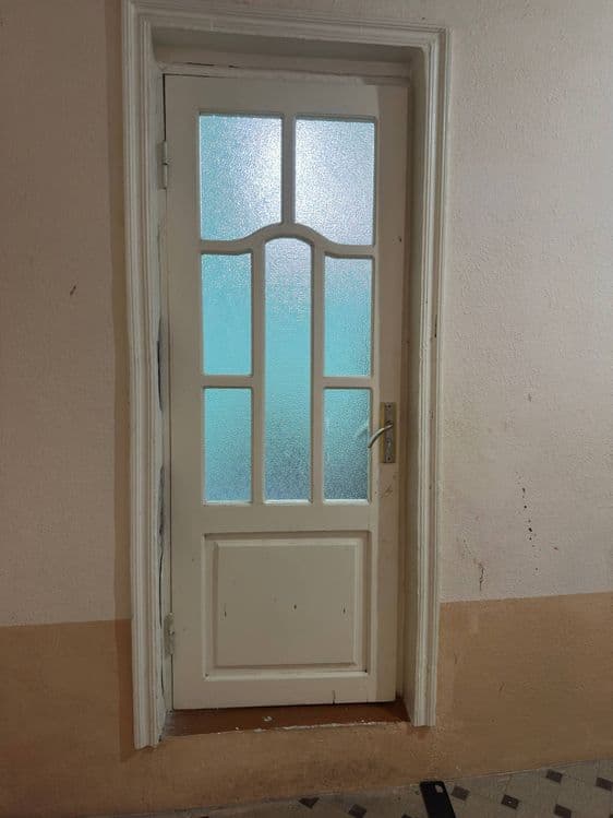 Продаётся деревянные двери и рамы — 1