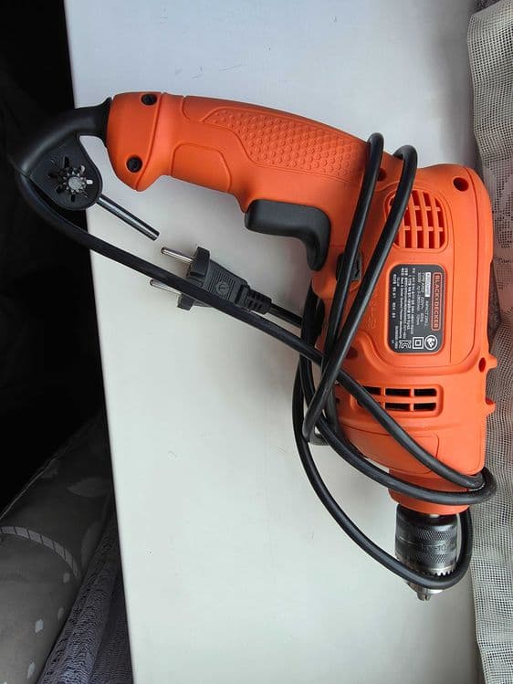 Продаётся ударная дрель Black+Decker (Impact Drill) — 3