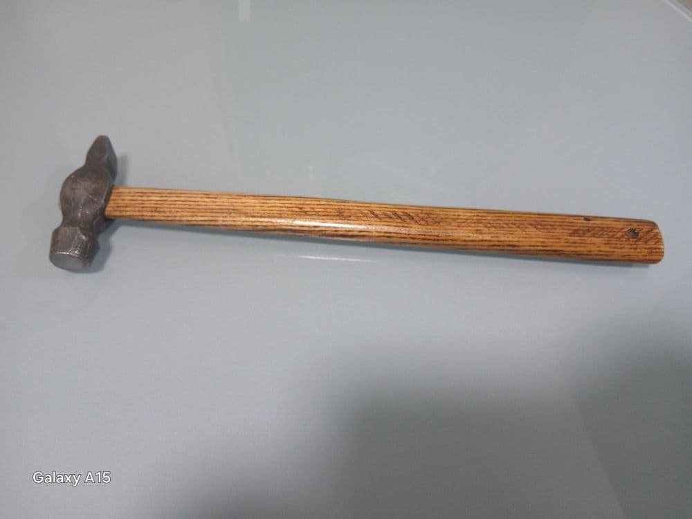 продам маленький молоток — 2