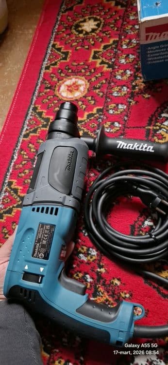Perforator Makita HR 2470 original. — 3