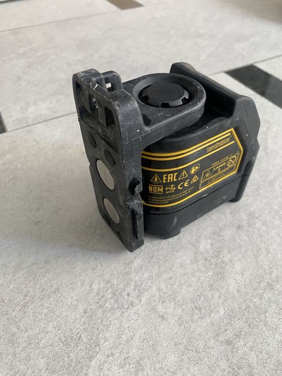 Лазерный уровень DeWALT — 1
