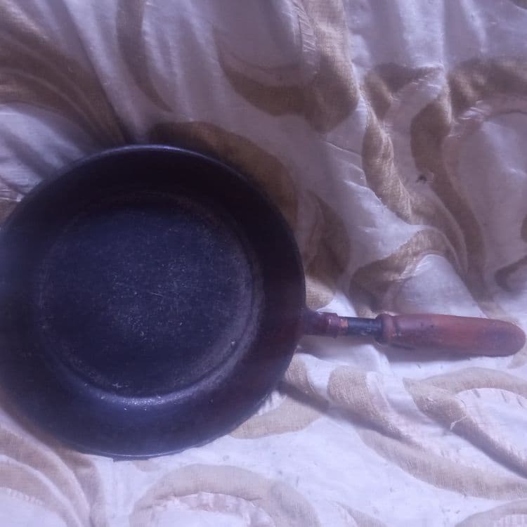 Продаются сковородки — 2