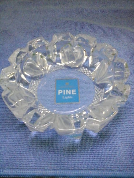 Пепельница PINE / Эмалир.ЧАЙНИК 2,5 литра для кипячения / Сервиз. — 1