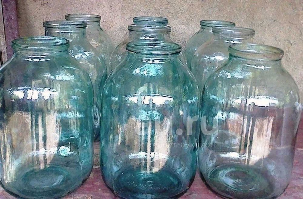 Продаются банки стеклянные 3 литра, 1 литр — 1