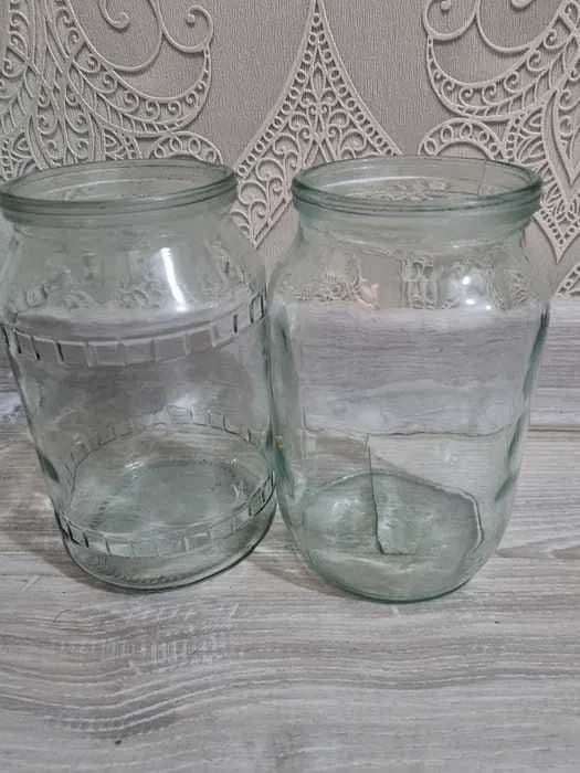 Продаются банки стеклянные 3 литра, 1 литр — 3