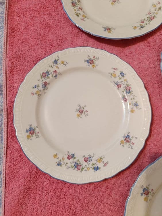 Тарелки 1890 года , Чайный сервис Вербилки СССР — 2