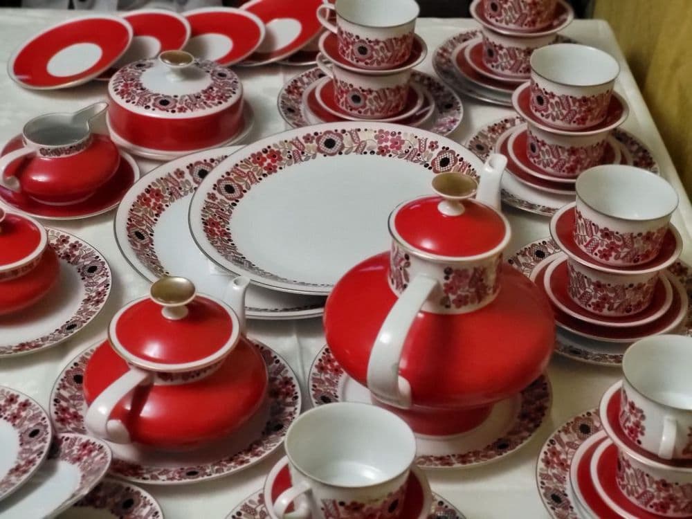Продам немецкий элитный чайный сервиз. Тончайший ,,костяной,,  фарфор. — 2
