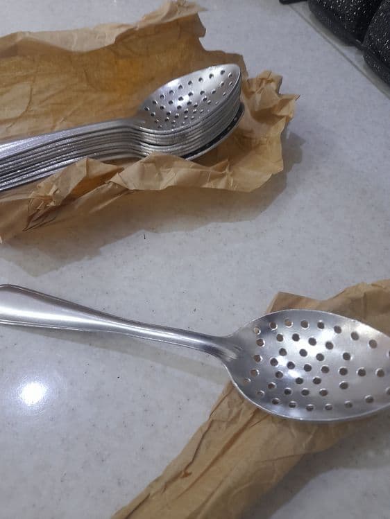 Продаётся новый ложки с дырками. — 2