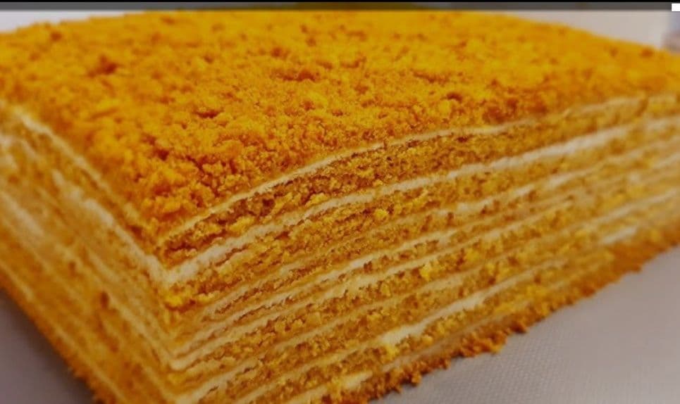 Medovik asalli tort 180000 karopka — 1