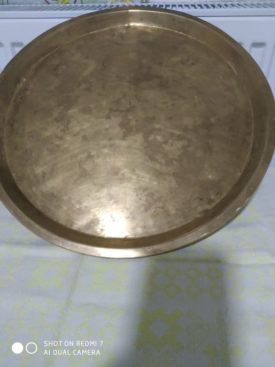 Тоза мисдан ишланган кадимий лаган.  Антиквар. 19 - аср. — 1