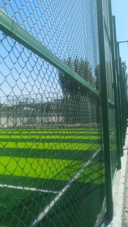Yashil setka stadion va bog'lar uchun ograjdeniya stal va otsinkovka — 8