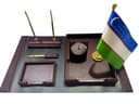 Премиум настольный набор | Дерево, часы, стиль