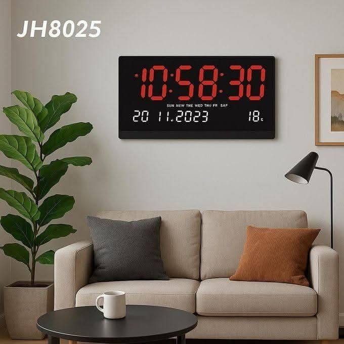 Часы электронные настенные 47.5×25.3 см, зелёные и красные цифры — 9