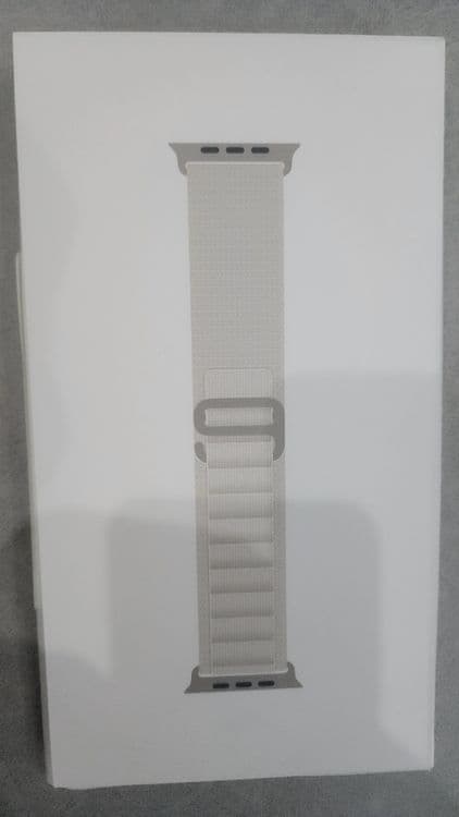Продаётся запечатанный абсолютно новый часы от Apple Iwatch Ultra 49mm — 5