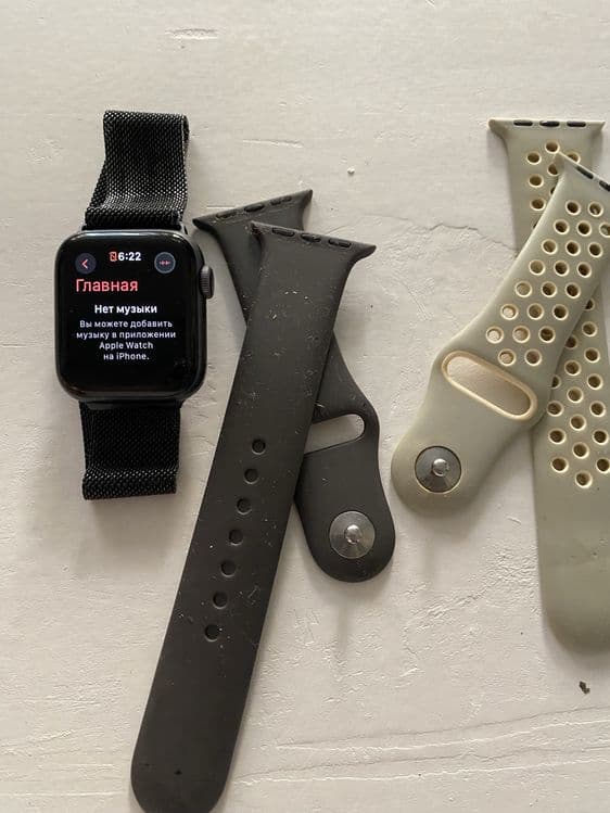 Appel watch 4/40 — 3