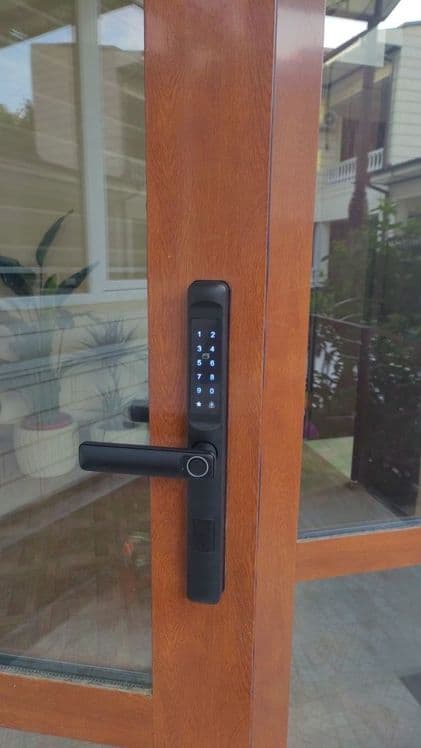 Eshik uchun aqlli smart qulflar. Умные замки. Умный замок. Aqlli zamok — 16
