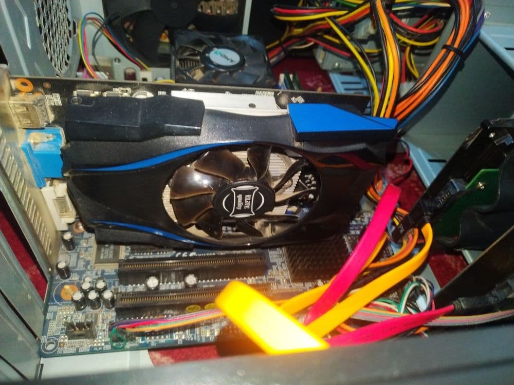Kompyuter AMD Athlon 64X2 Dual core — 4