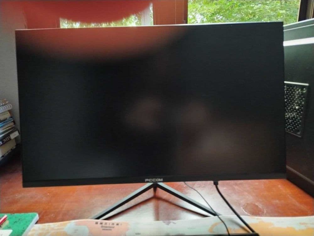 Holati A'lo bolgan personalniy  computer sotiladi. — 3