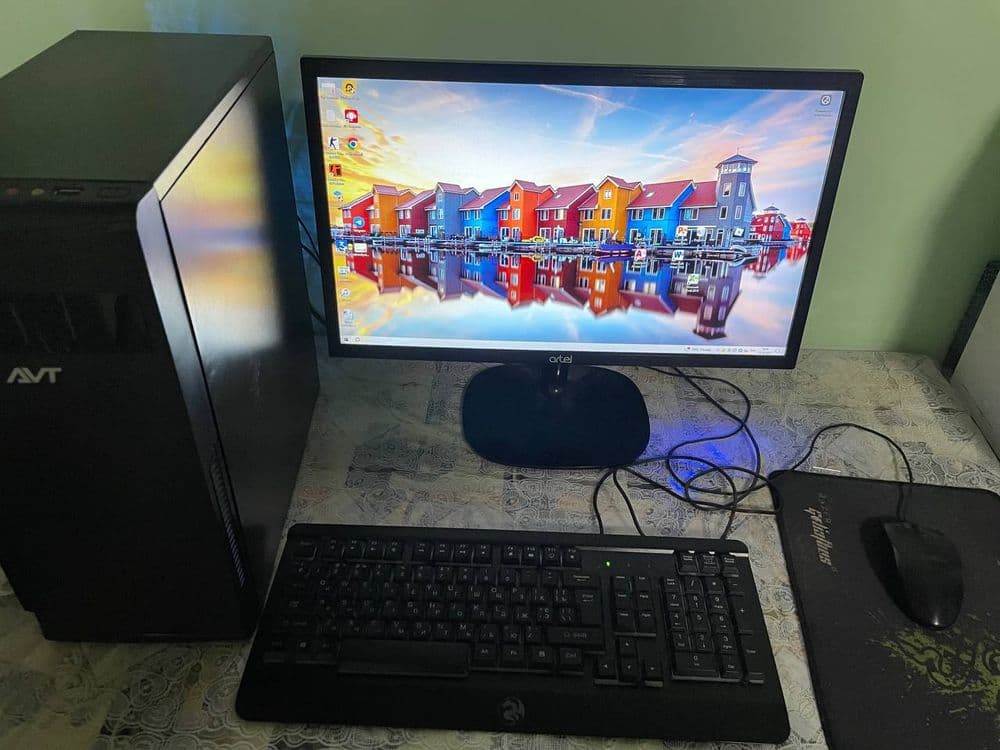 Komoyuter pc sotiladi — 2