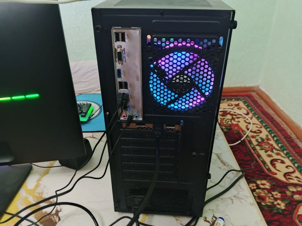 Gaming Kompyuter — 6