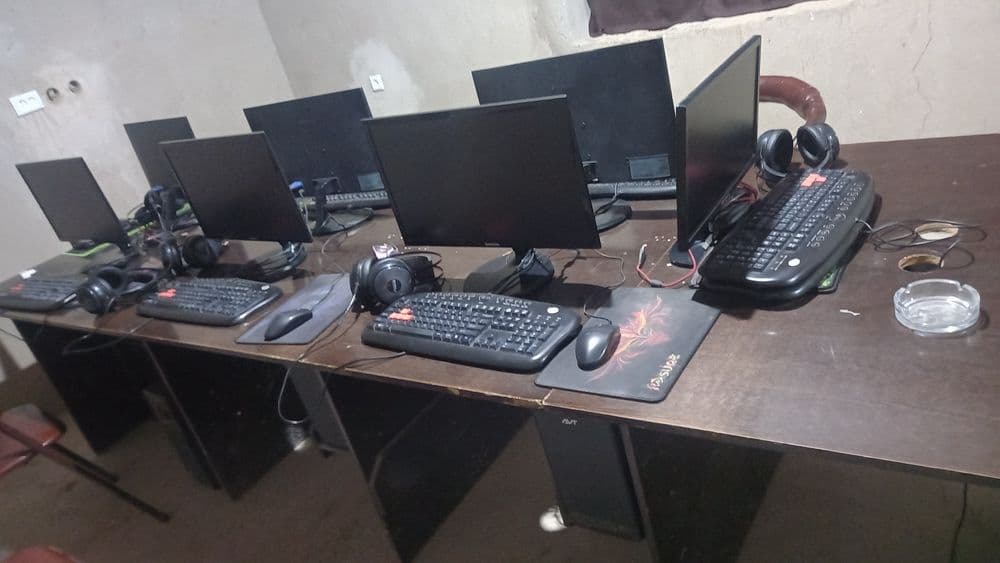 Kompyuterlar sotiladi ddr3 hd61 plata azu 8 pajti yengi manitor 22 li — 9