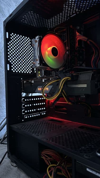 Kamputer intel(R) core i7-8700 — 3