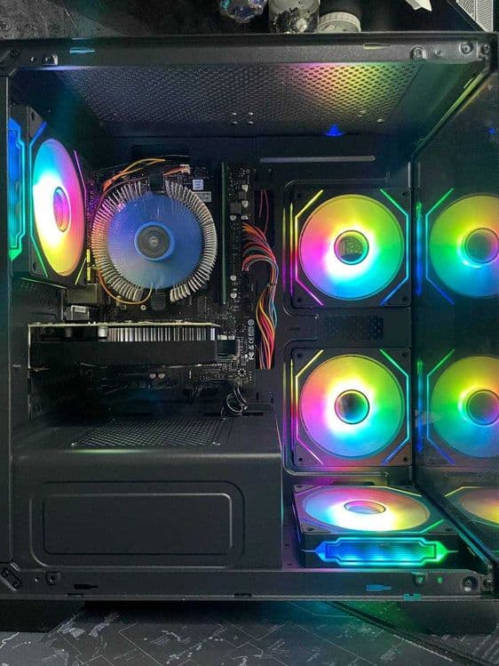 H410M / i3 10100 / GTX 1650 4GB / DDR4 8GB / SSD 128GB / CS2 = 150 FPS — 6
