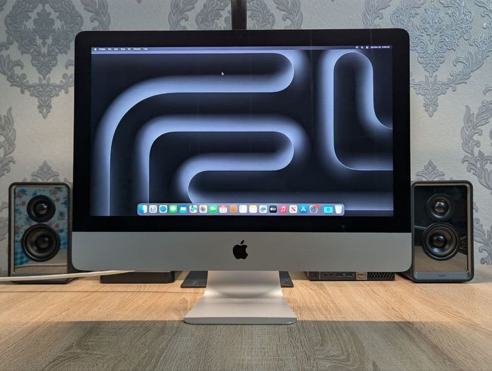 Apple iMac 21.5" 4K i5 8th/ 8GB RAM/500GB MacOS Sequoia — 1