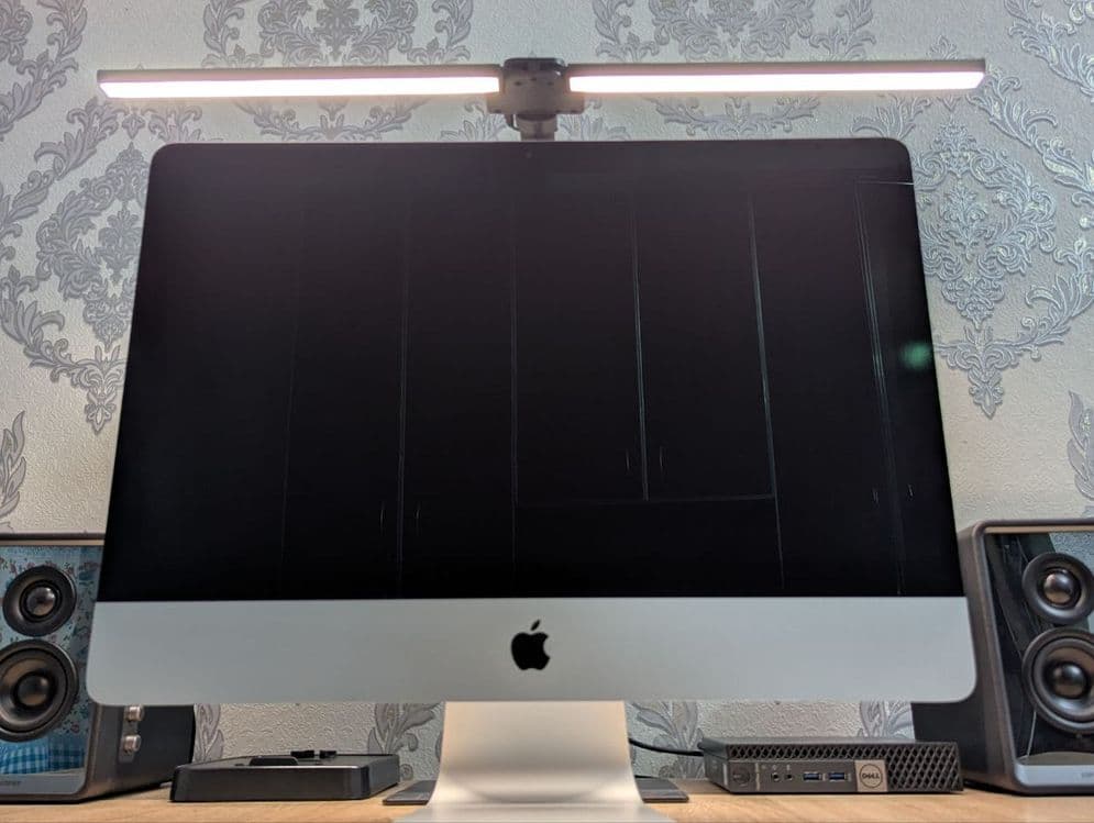Apple iMac 21.5" 4K i5 8th/ 8GB RAM/500GB MacOS Sequoia — 2