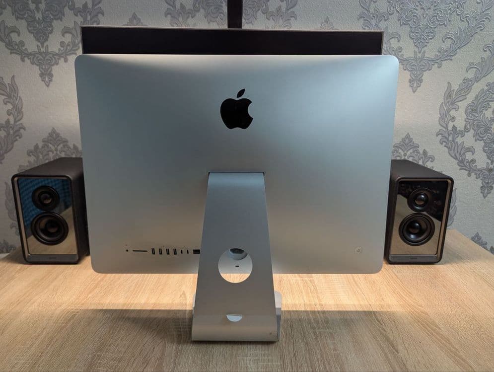 Apple iMac 21.5" 4K i5 8th/ 8GB RAM/500GB MacOS Sequoia — 4