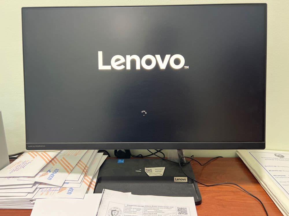 lenovo monoblok 8/256 — 1