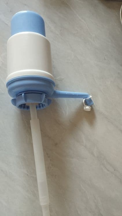 Диспенсер, механическая помпа для воды. Насос — 1