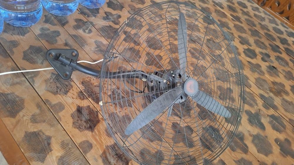 Ventilator sotiladi srochniy — 2