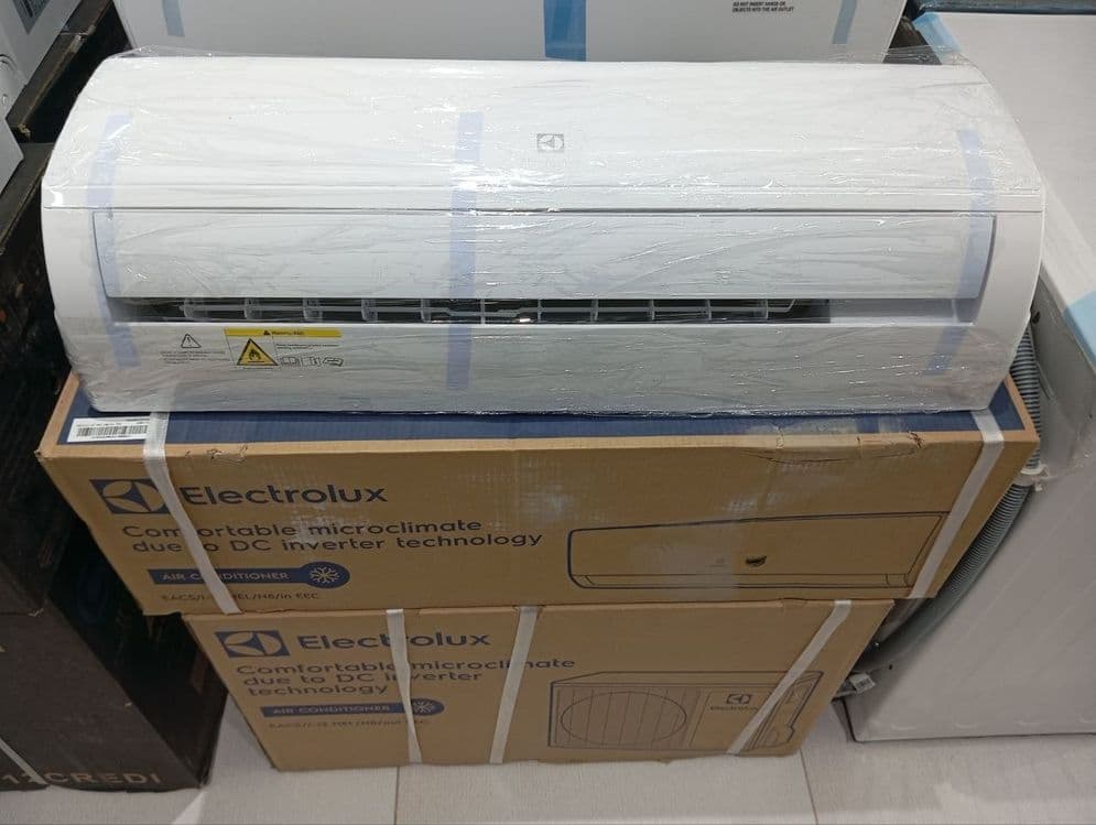 Кондиционер ELECTROLUX. — 1