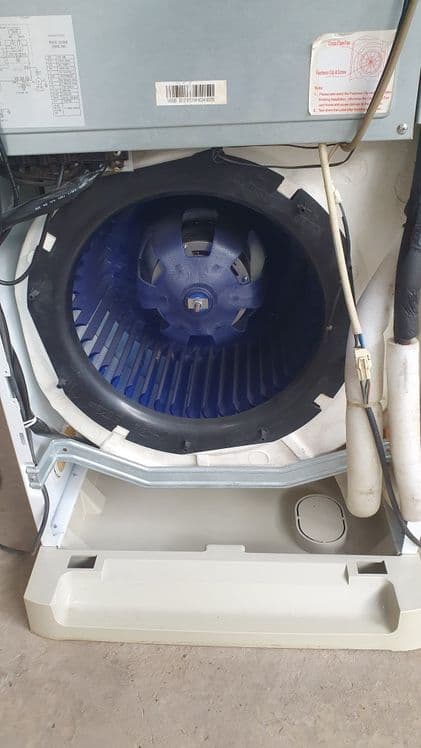 Midea kolonnìy konditsioner 36 tali — 2