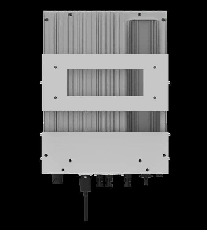 Deye 15kW SUN-15K-G06P3-EU-AM2-P1 Inverter — 4