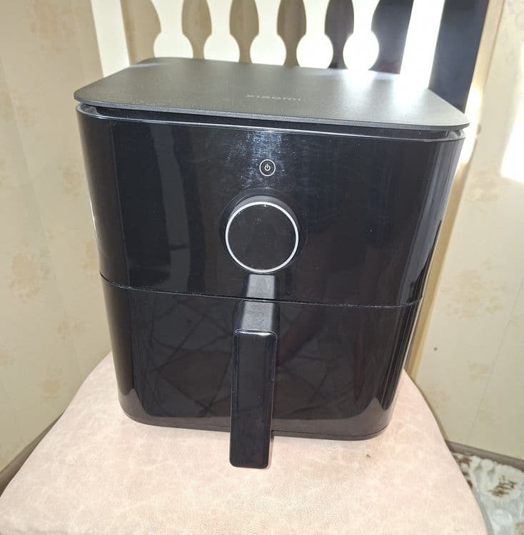 Срочно продам Аэрогриль Xiaomi Mi Smart Air Fryer 6.5L Black