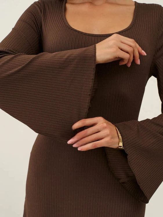 ZARA платье Ko'ylak Отличном состоянии 46размердан 50 гача келади
Юнус — 2