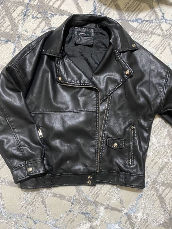 Куртка из эко кожи в идеальном состоянии размер l-xl ! — 1