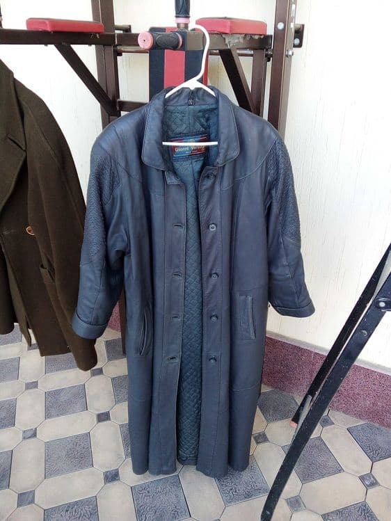 Женское кожаное пальто плащ с меховым капюшоном(Италия).Разм 50-52 — 3