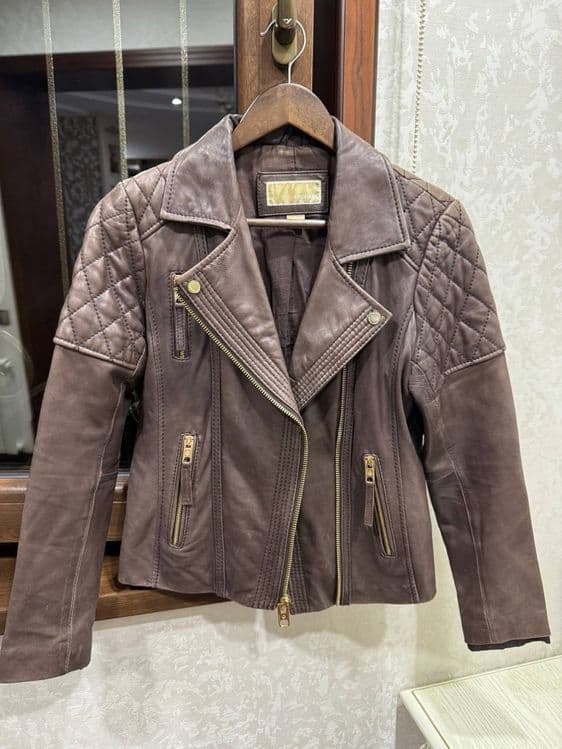 Кожаная куртка Michael Kors, б/у, в хорошем состоянии