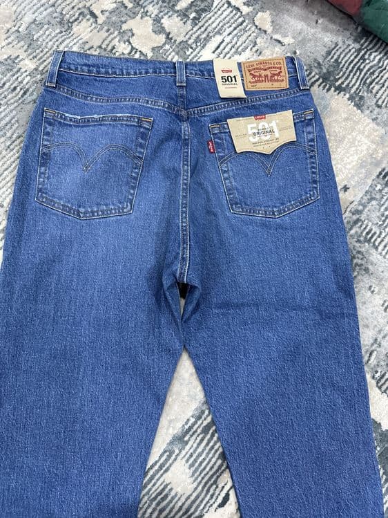 Levi’s джинсы женские 501 размер 30*30 оригинал,новые не подошел разме — 3
