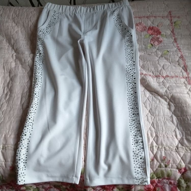 Продаю брюки белые капри — 1