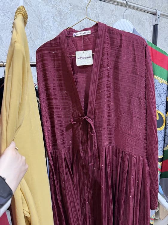 Abaya. — 6