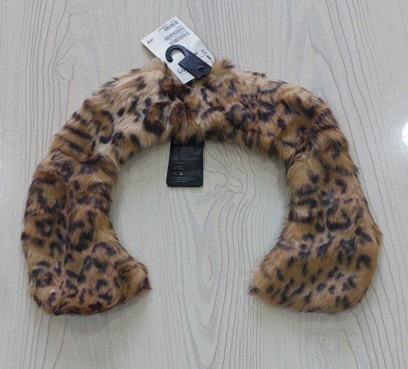 Воротники из искусств.  меха — 6